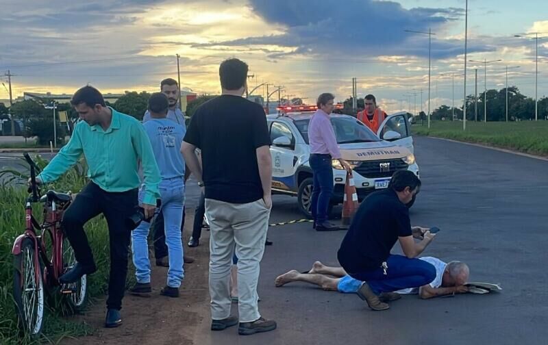 Imagem de compartilhamento para o artigo Idoso de 72 anos fica ferido após ser atingido por carro em Chapadão do Sul da MS Todo dia